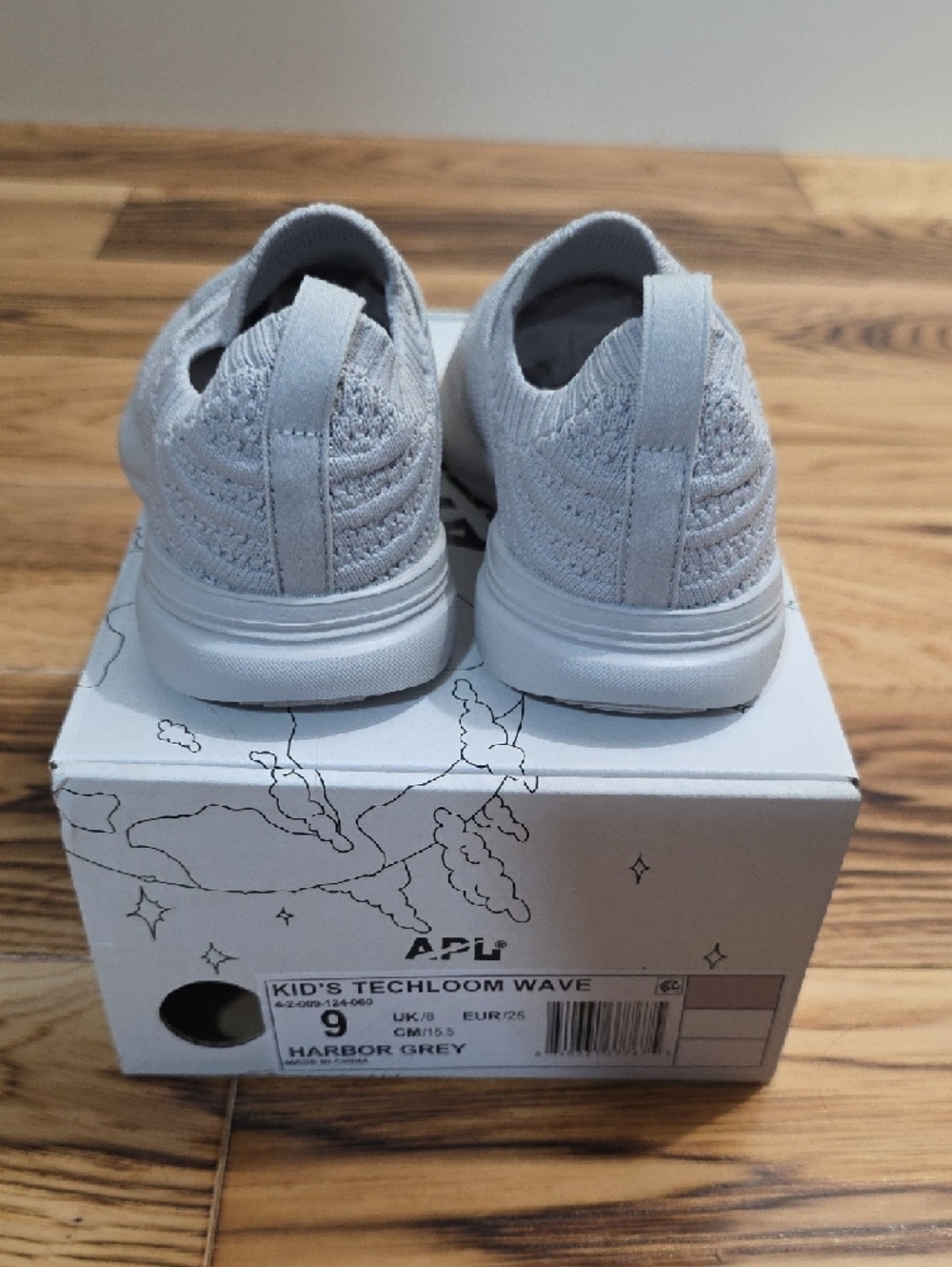 APL Kids' Techloom Wave Knit Slip-On Sneakers Harbor Grey 9 - Picture 4 of 6